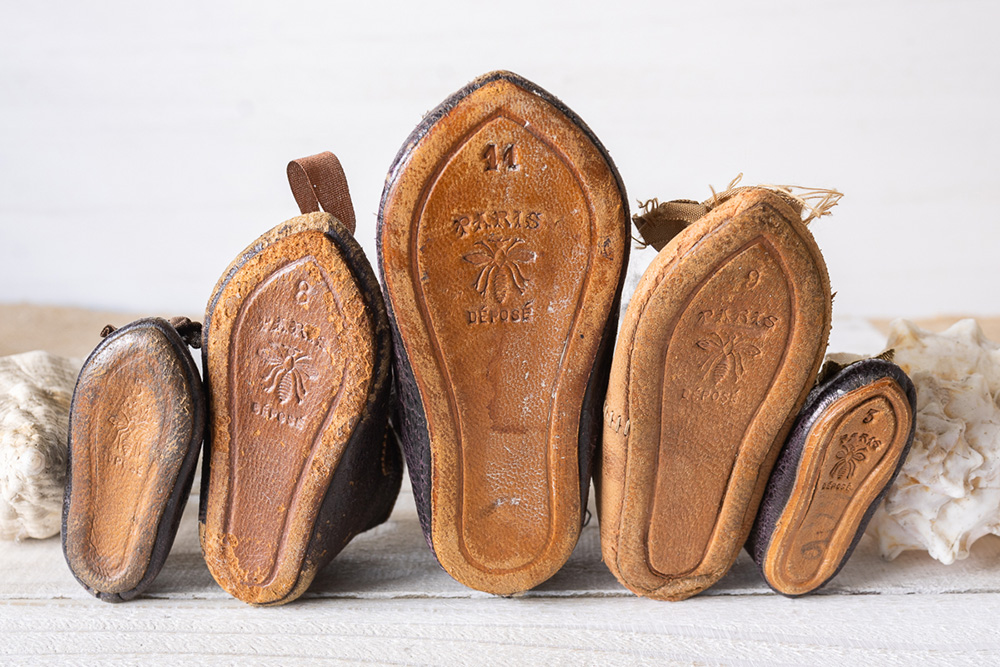 ANTIQUE FRENCH JUMEAU DOLL SHOES MARKED WITH A BEE